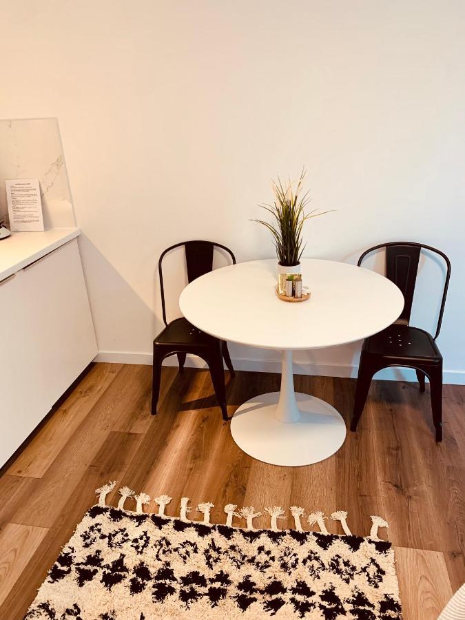 Gaestehaus Zur Uni Klinik Exklusives Apartment Mit Kueche Und Badezimmer Homburg  Exterior photo